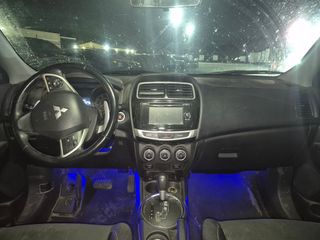 2015 Mitsubishi Outlander Sport SE - Interior Full Dashboard Image